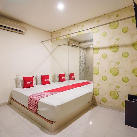 Super Oyo Capital O 92633 Spring Hotel Gubeng 泗水 外观 照片