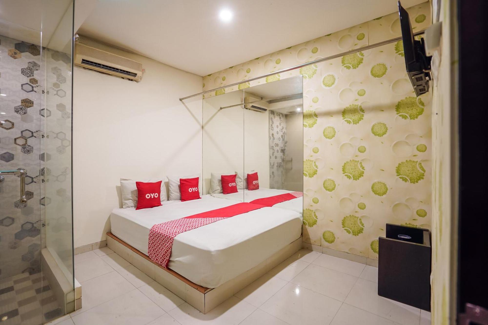 Super Oyo Capital O 92633 Spring Hotel Gubeng 泗水 外观 照片